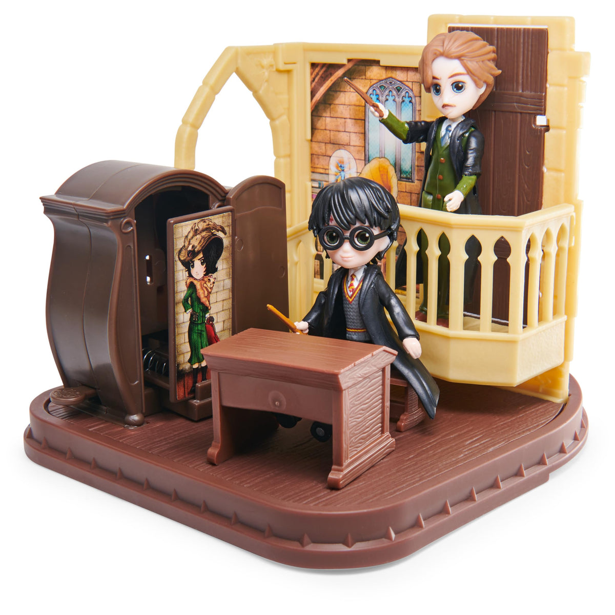 Wizarding World Defense classroom bench with Harry Potter figure ready for spell practice.