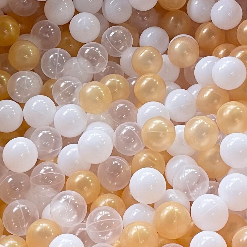 Wonder Space champagne close-up shows safe, crush-proof plastic and smooth edges.