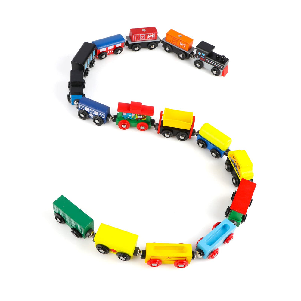 Wondertoys action layout image highlights kids arranging tracks for creative trains.