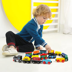 Wondertoys magnetic loads and cargo cars enable easy connections for longer trains.