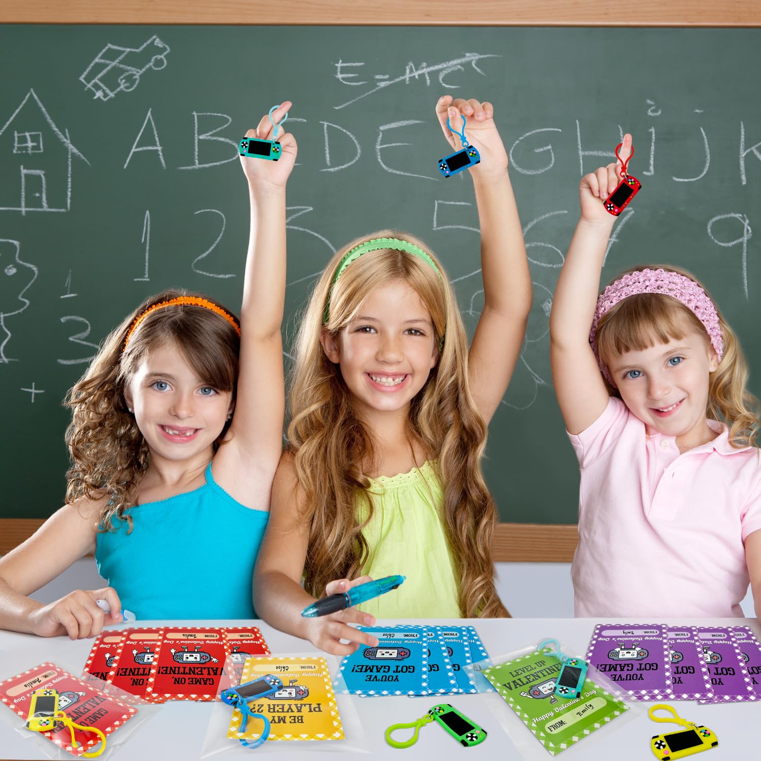 Wondrus gift set for 3rd–5th graders in classrooms.