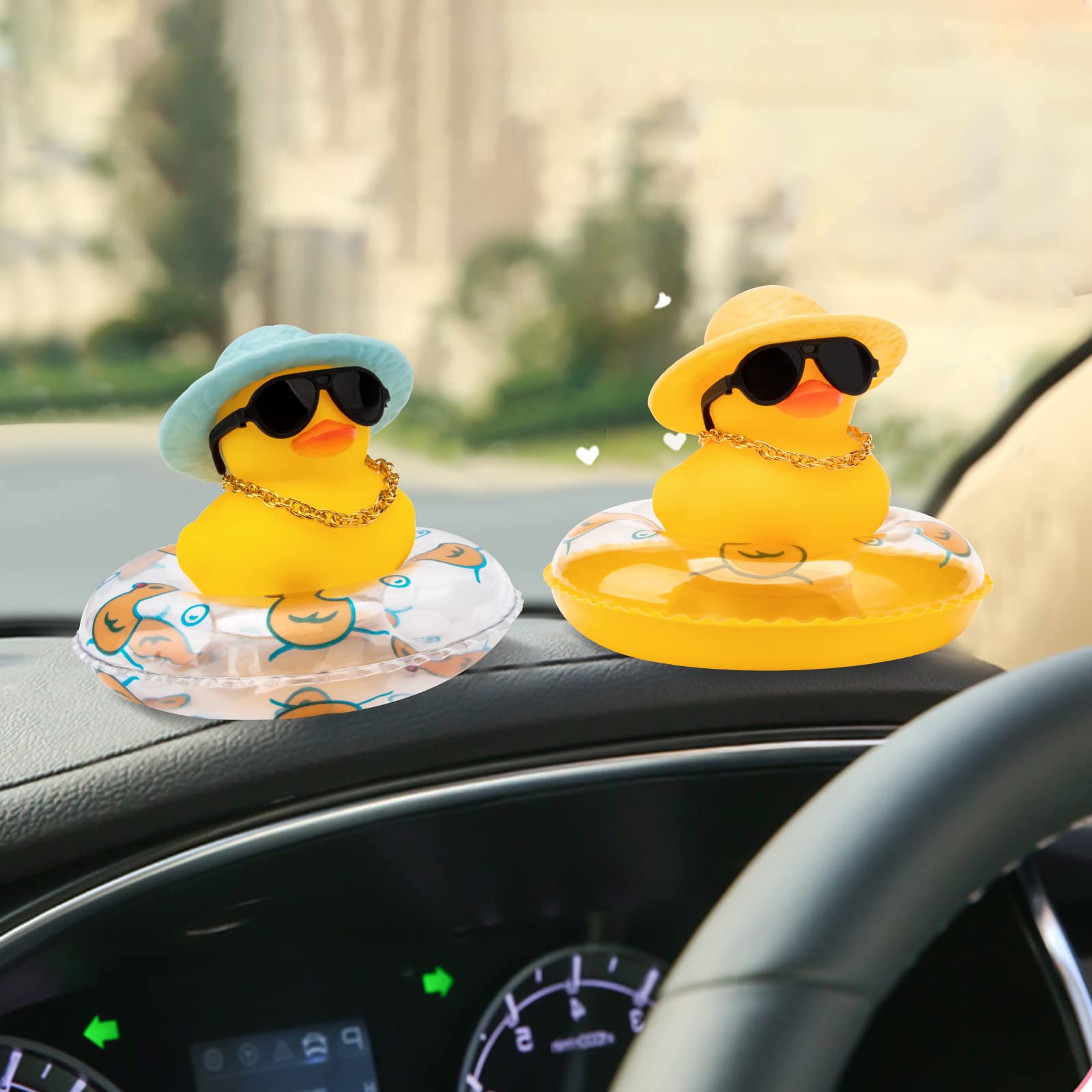 Wonuu car duck size guide helps plan placement on dash.