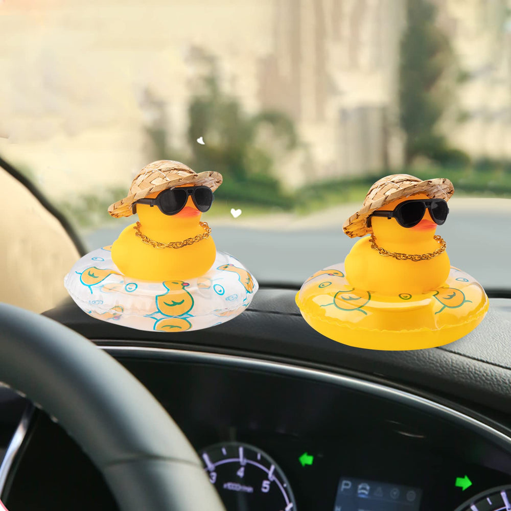 Wonuu dash duck sits stably on your dashboard or desk.