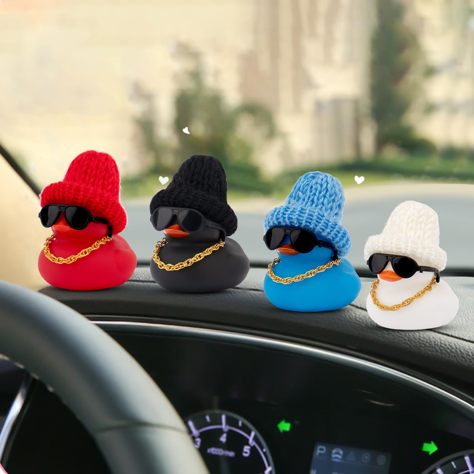 Wonuu Christmas car duck makes a charming, gift-ready addition