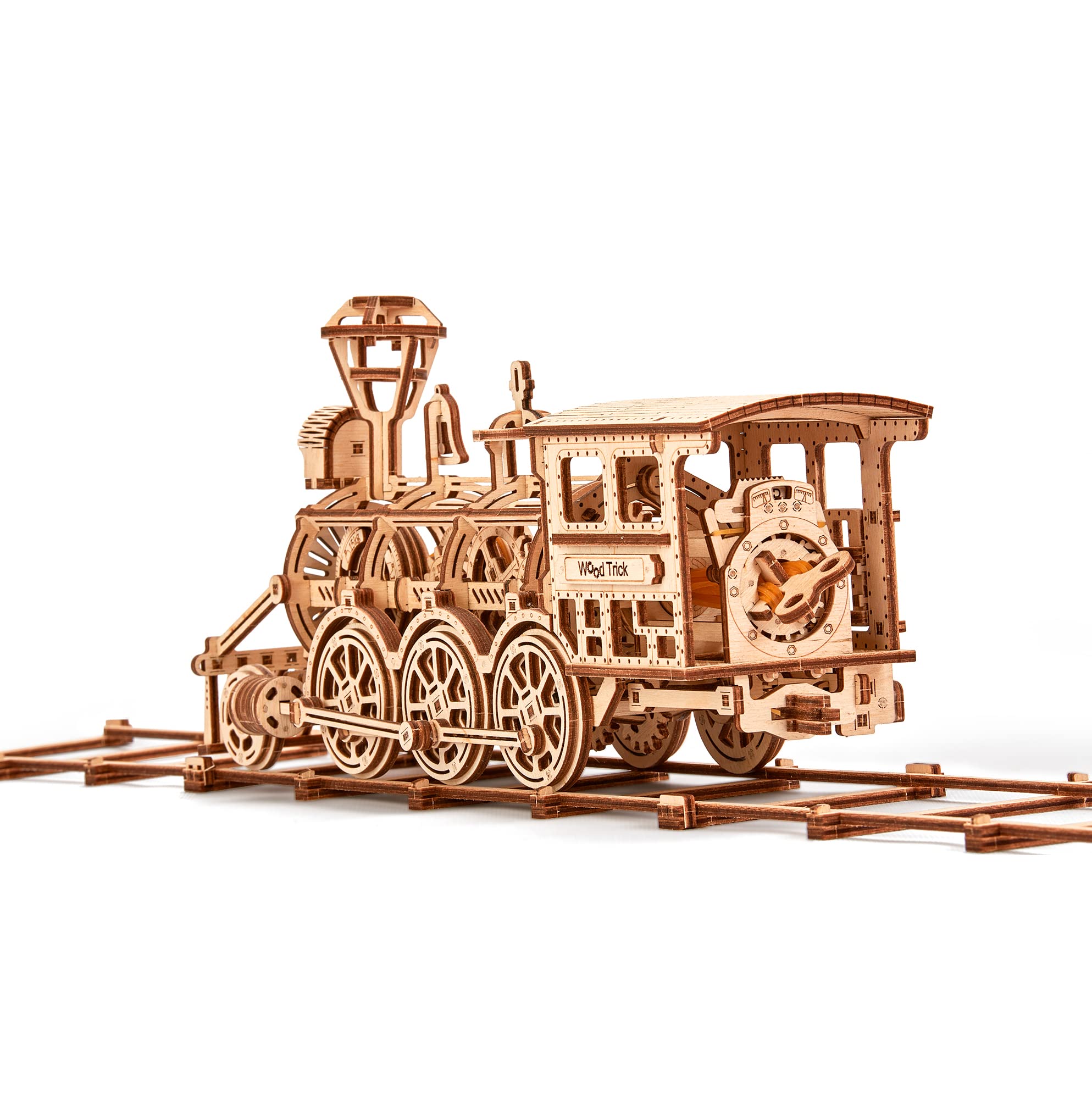 Wood Trick mechanics insight reveals the physics behind a moving train.