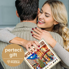 WOODEN.CITY snowy village scene highlighting rich colors and fine details.