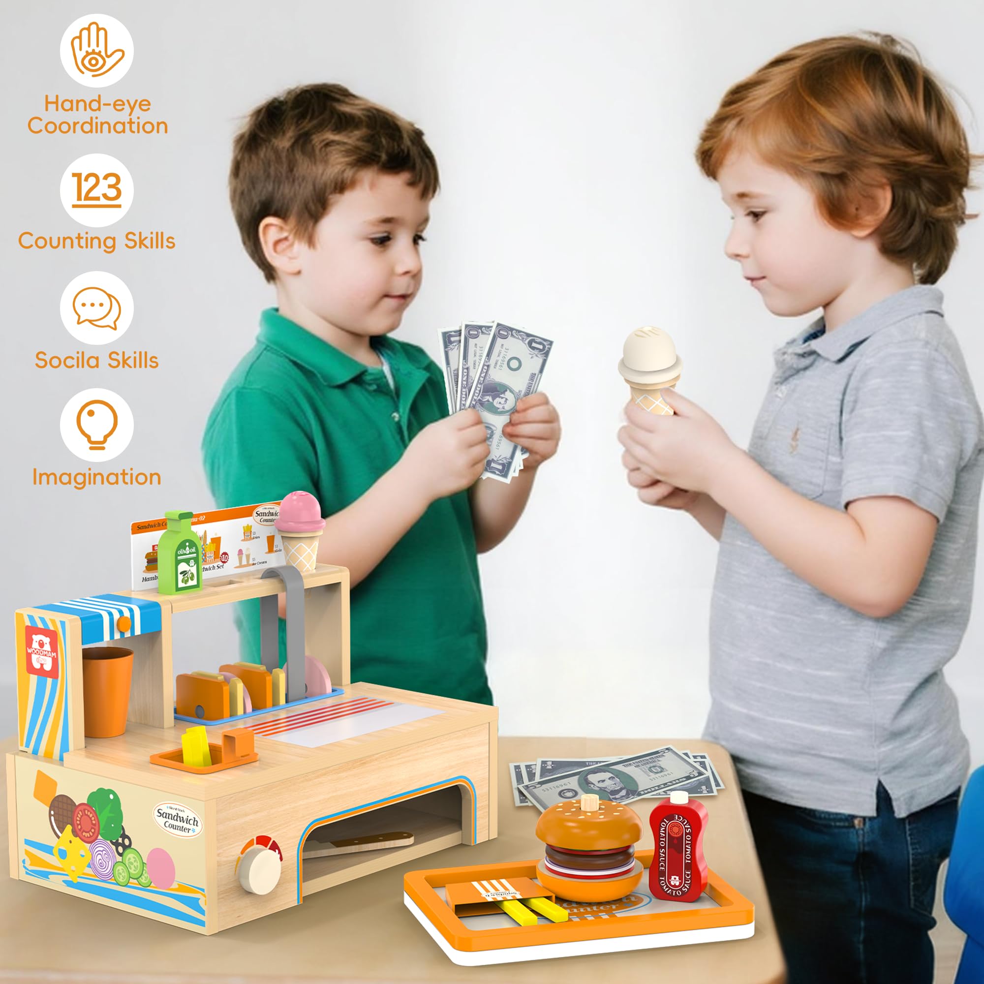 WOODMAM foldable counter storage keeps pieces organized for quick play.