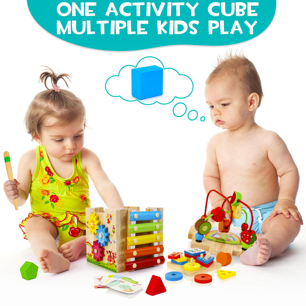Woodmam HELLOWOOD cube word cards encourage language and vocabulary building.