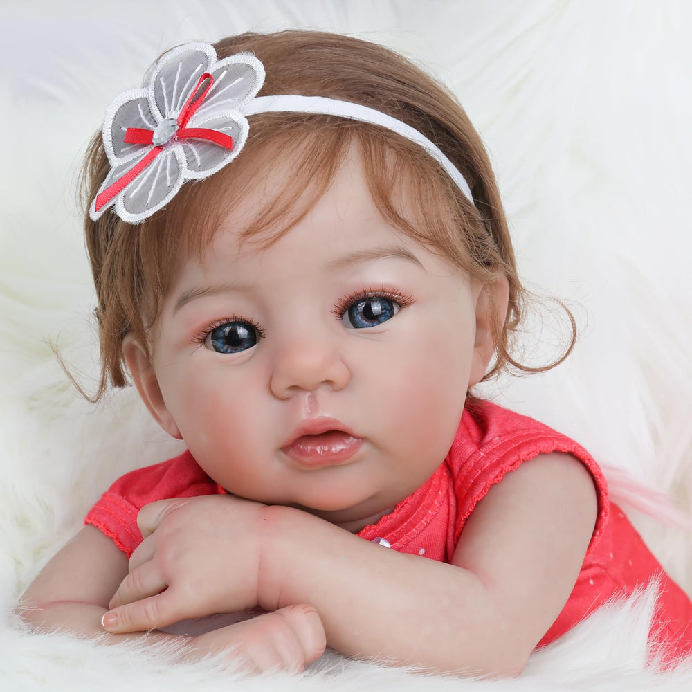 WOOROY soft-weighted-body doll showcases comforting, lifelike feel in arms