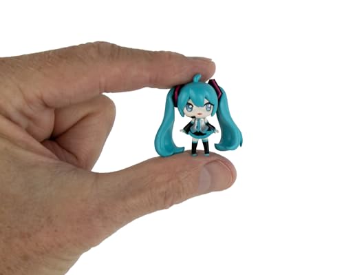 Compact display case keeps the micro figure safe while on display.