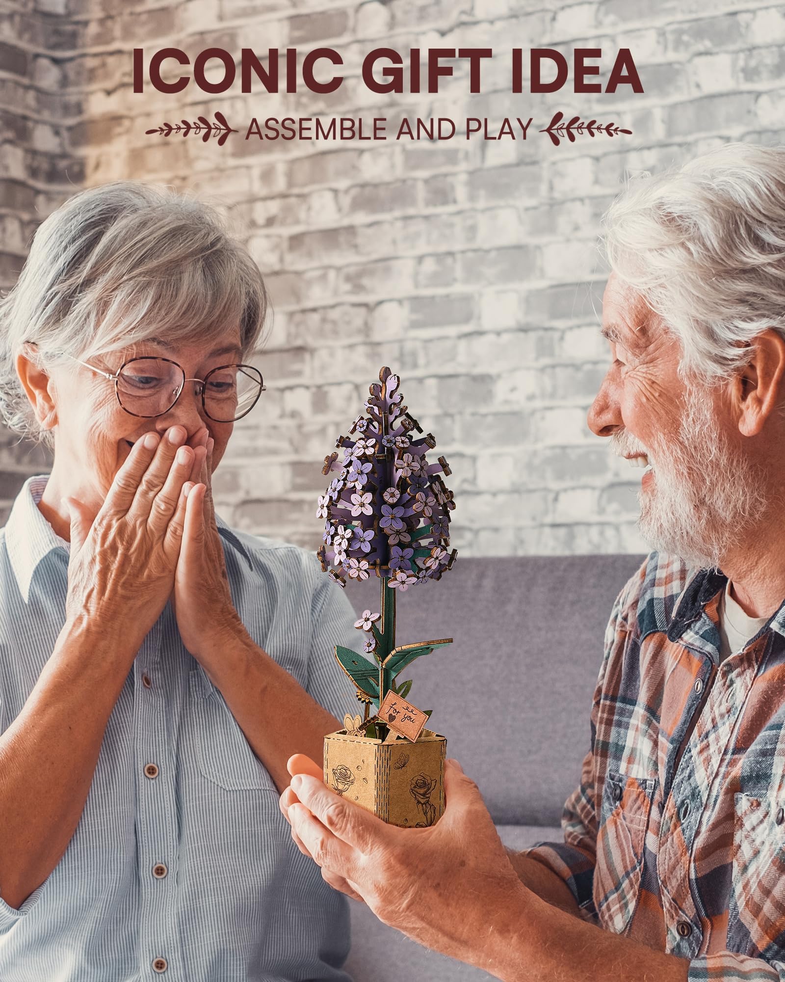 Wowood wooden flower display Lilac captures natural beauty and craftsmanship on a shelf.