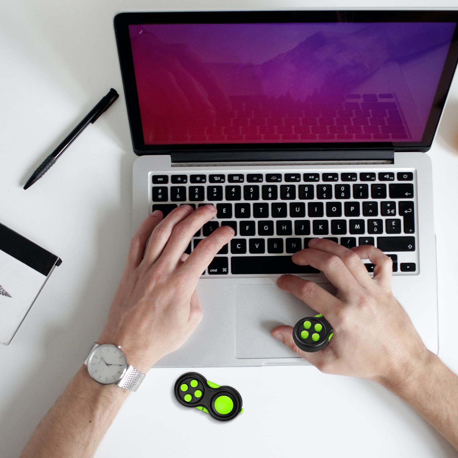 WTYCD silent keys enable discreet fidgeting
