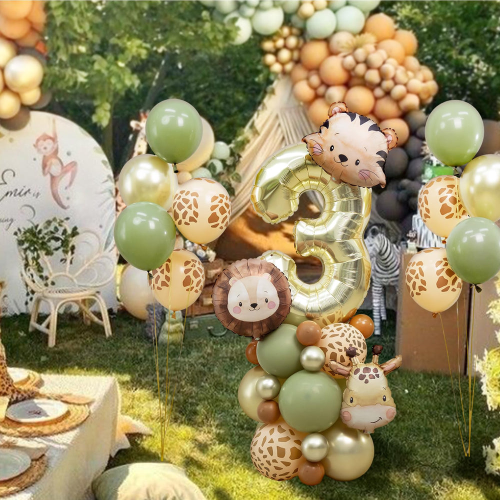 Wuokkig vibrant safari display elevates party ambience and photo opportunities.