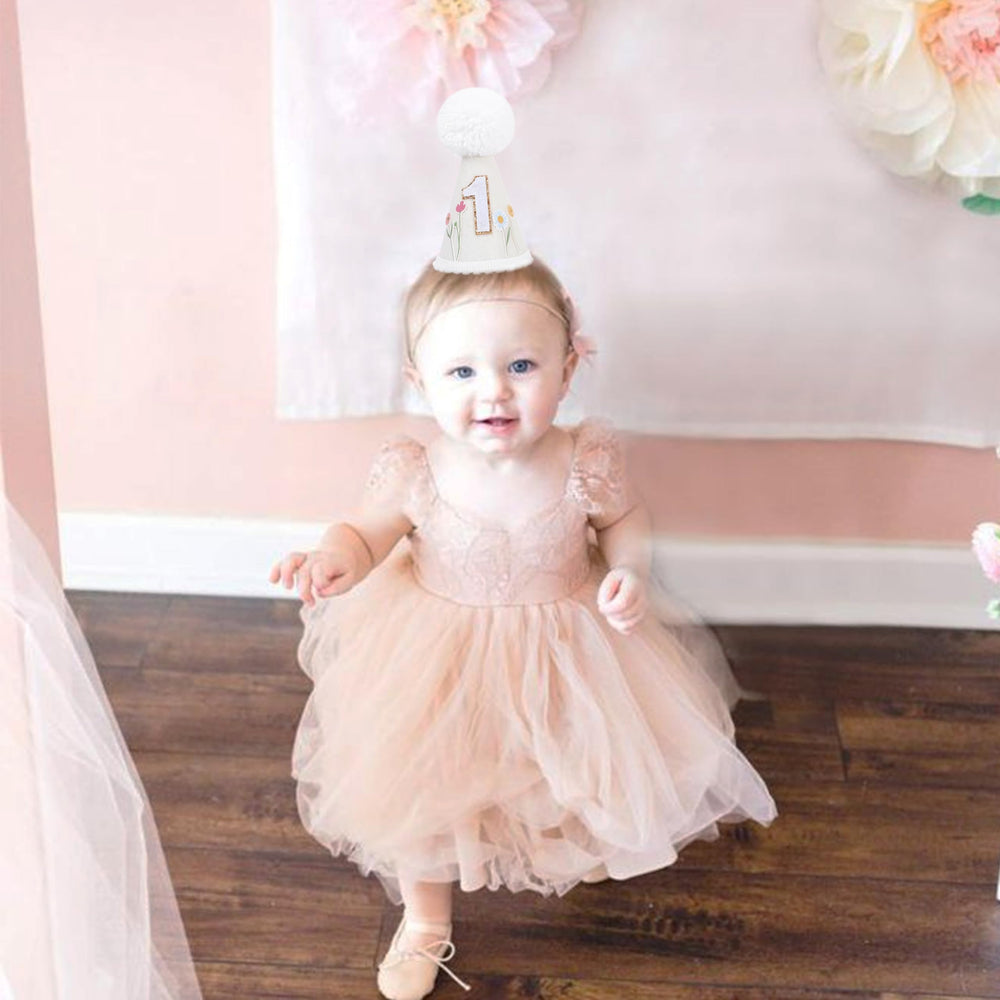 WUTKYAX Flower Crown Birthday Hat as cake-table centerpiece with floral elegance