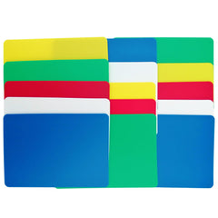 XANADU dual-surface design reduces slipping during dealing and cutting.
