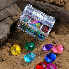XIJUAN pirate treasure box with gems promotes interactive treasure hunts in the pool