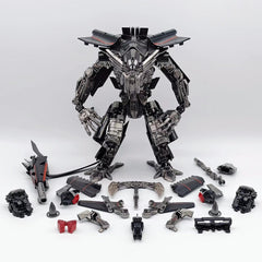 Xillzhe Deformation Robot Toy in poseable form for imaginative play and display.