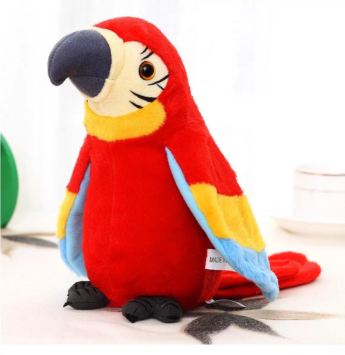 Xinrirong plush parrot has a soft finish for safe cuddly play.