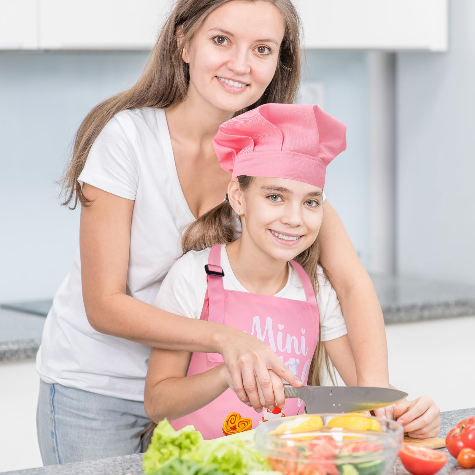 XLSXEXCL durable printed pattern on kid's apron withstands washing.