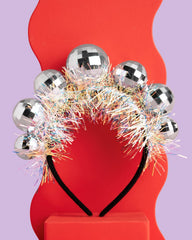 xo-fetti disco ball headband is comfortable and secure for long celebrations