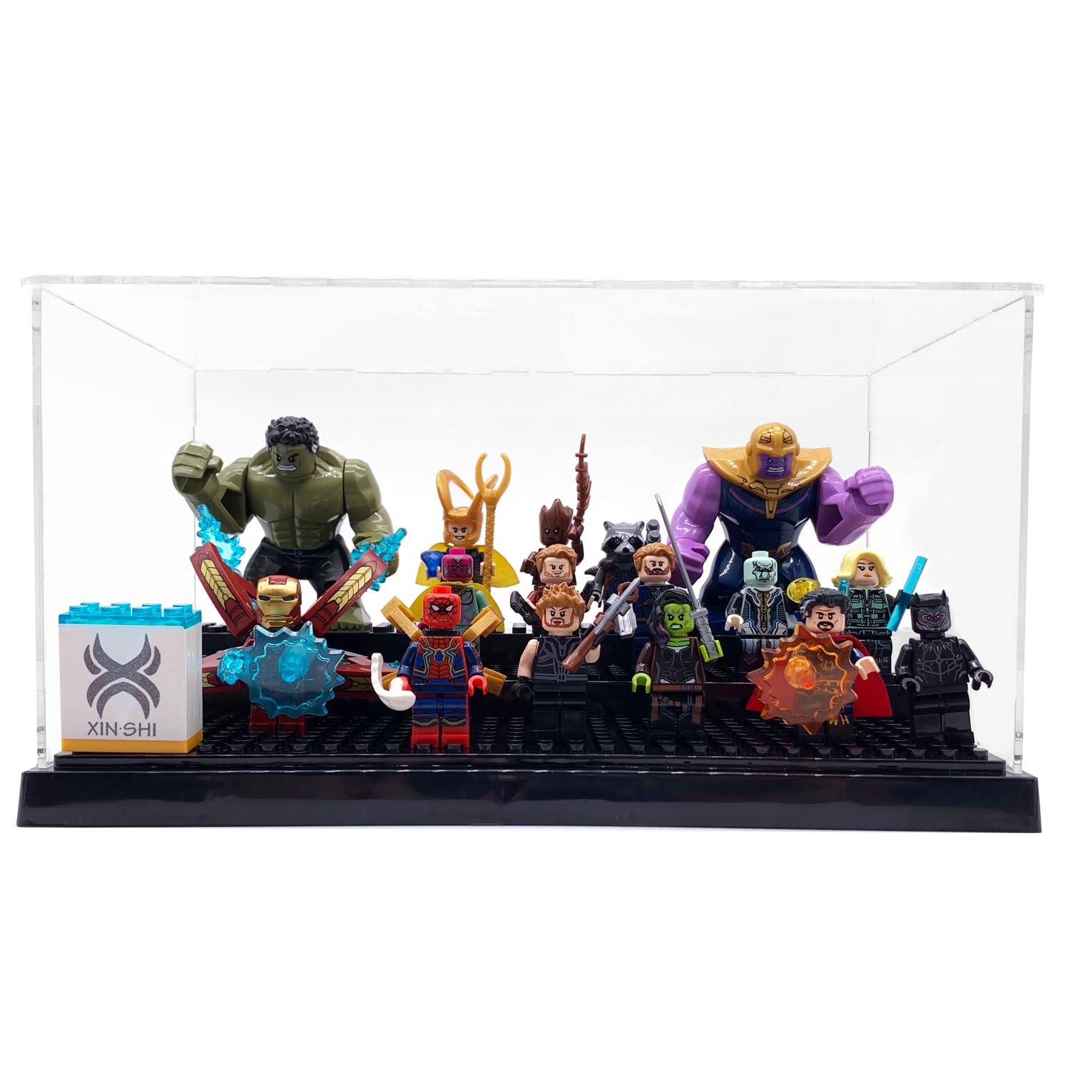 X XIN·SHI dust-free enclosure preserves colors in a clear display.