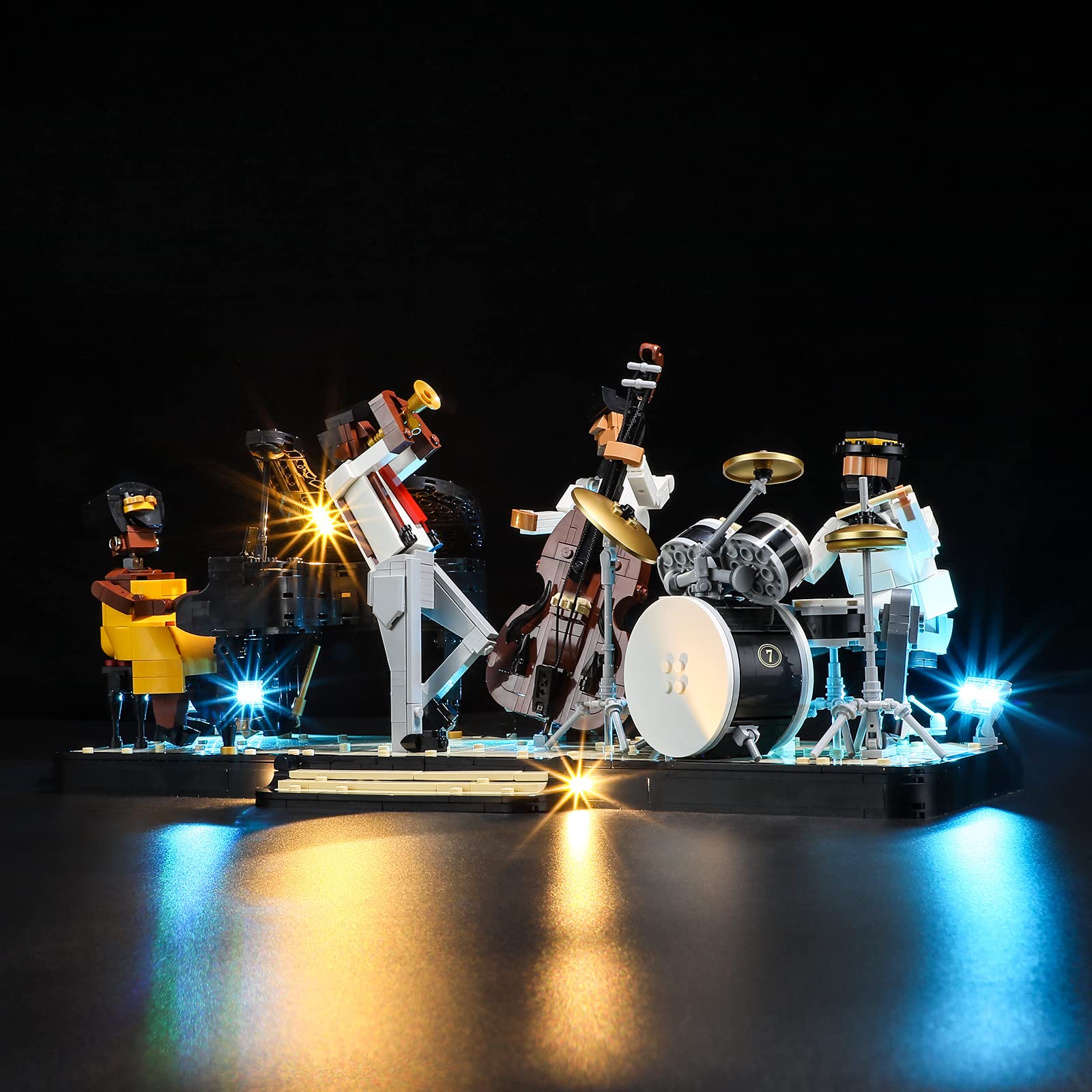 YEABRICKS LED light kit on 21334 Jazz Quartet enhances display with vibrant illumination.