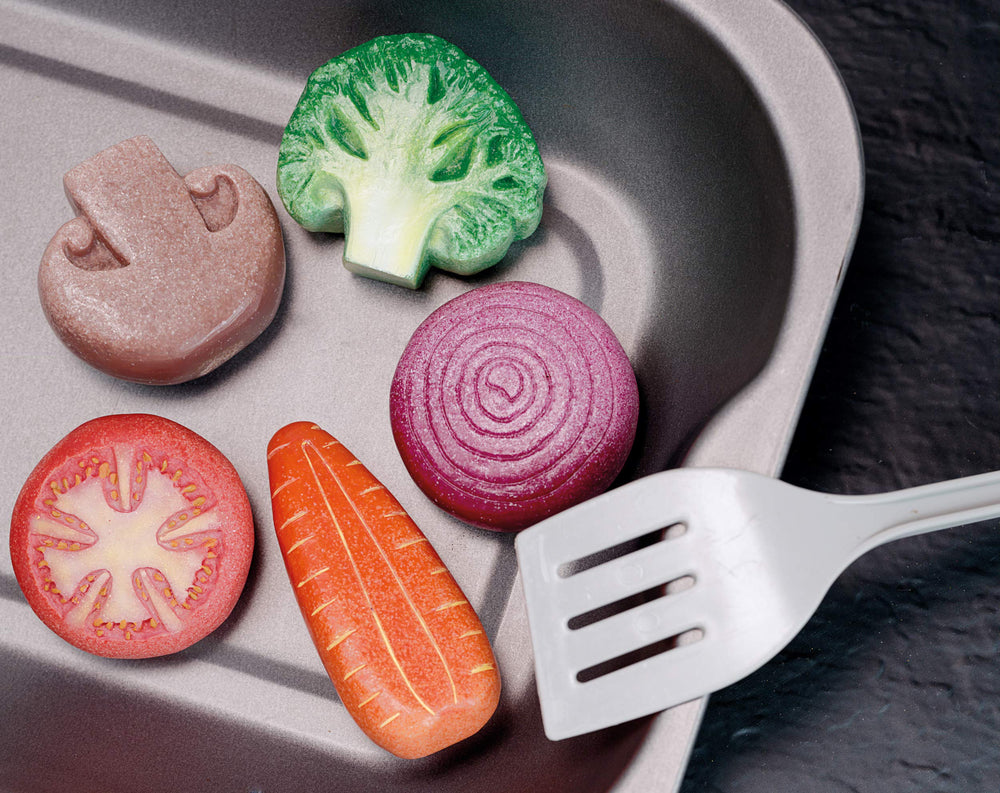 Yellow Door broccoli stone adds colorful variety to role play feasts