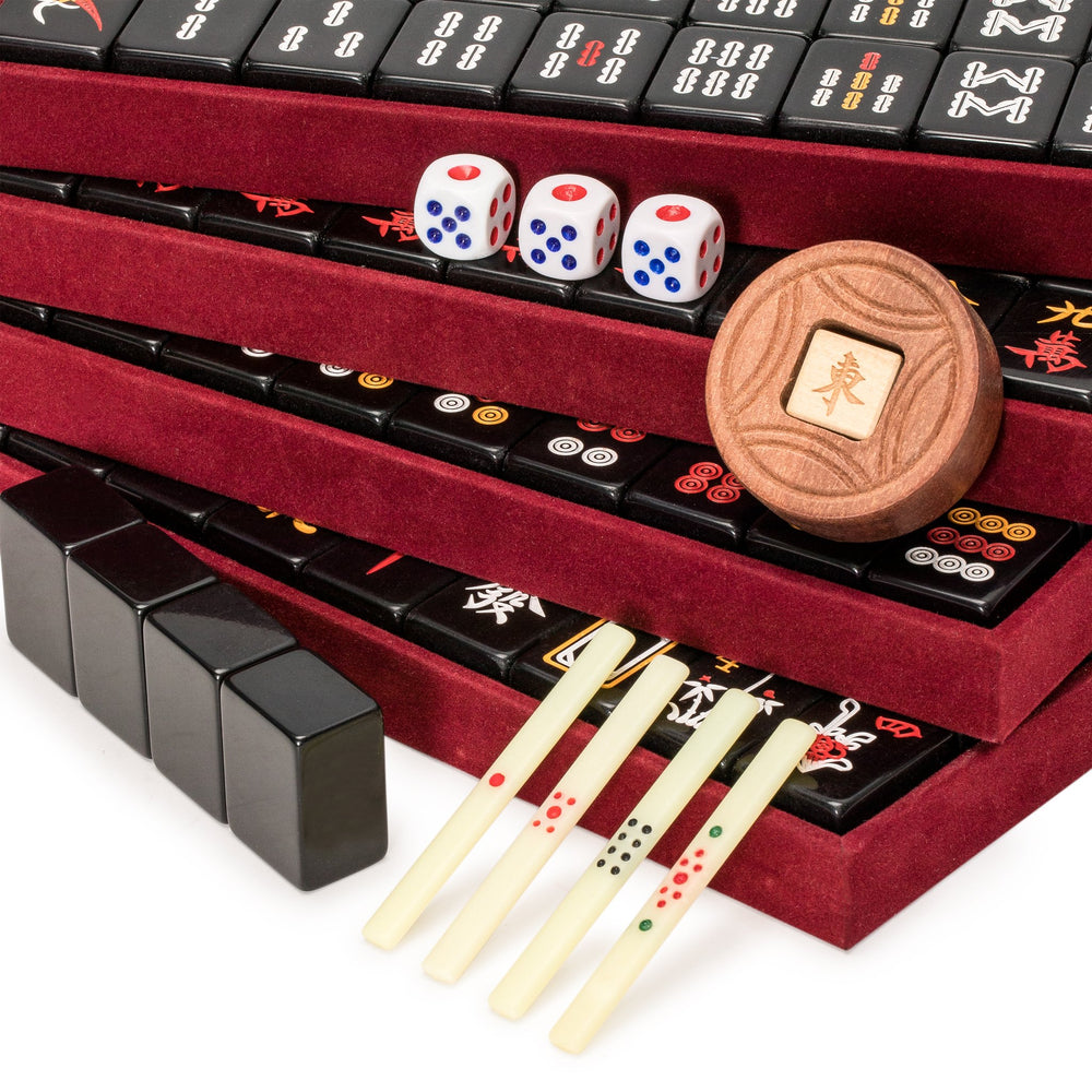Yellow Mountain Imports three dice arranged for randomized draws
