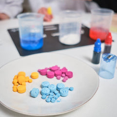 Yellow Scope 19-plus experiments notebook inspires creative science exploration.