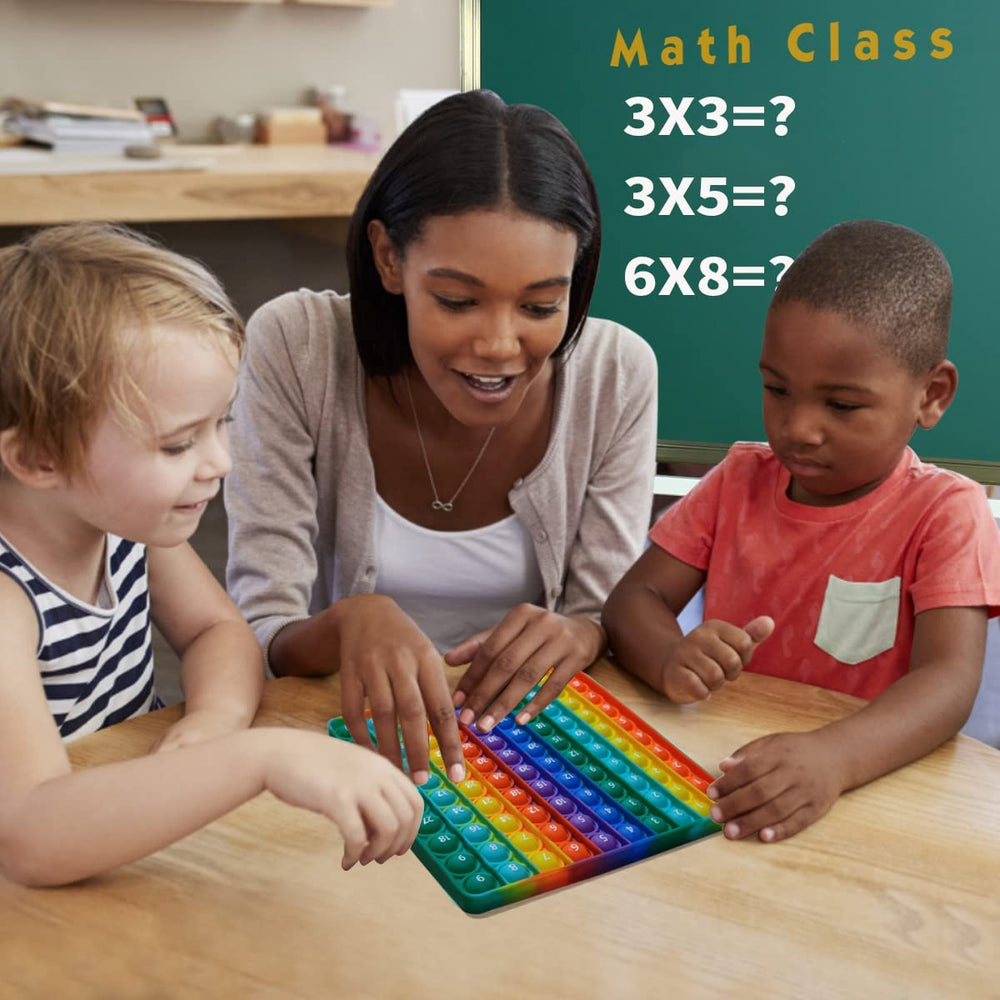 YGC LAOMI P00p teacher-tools image demonstrates classroom-friendly math tool.