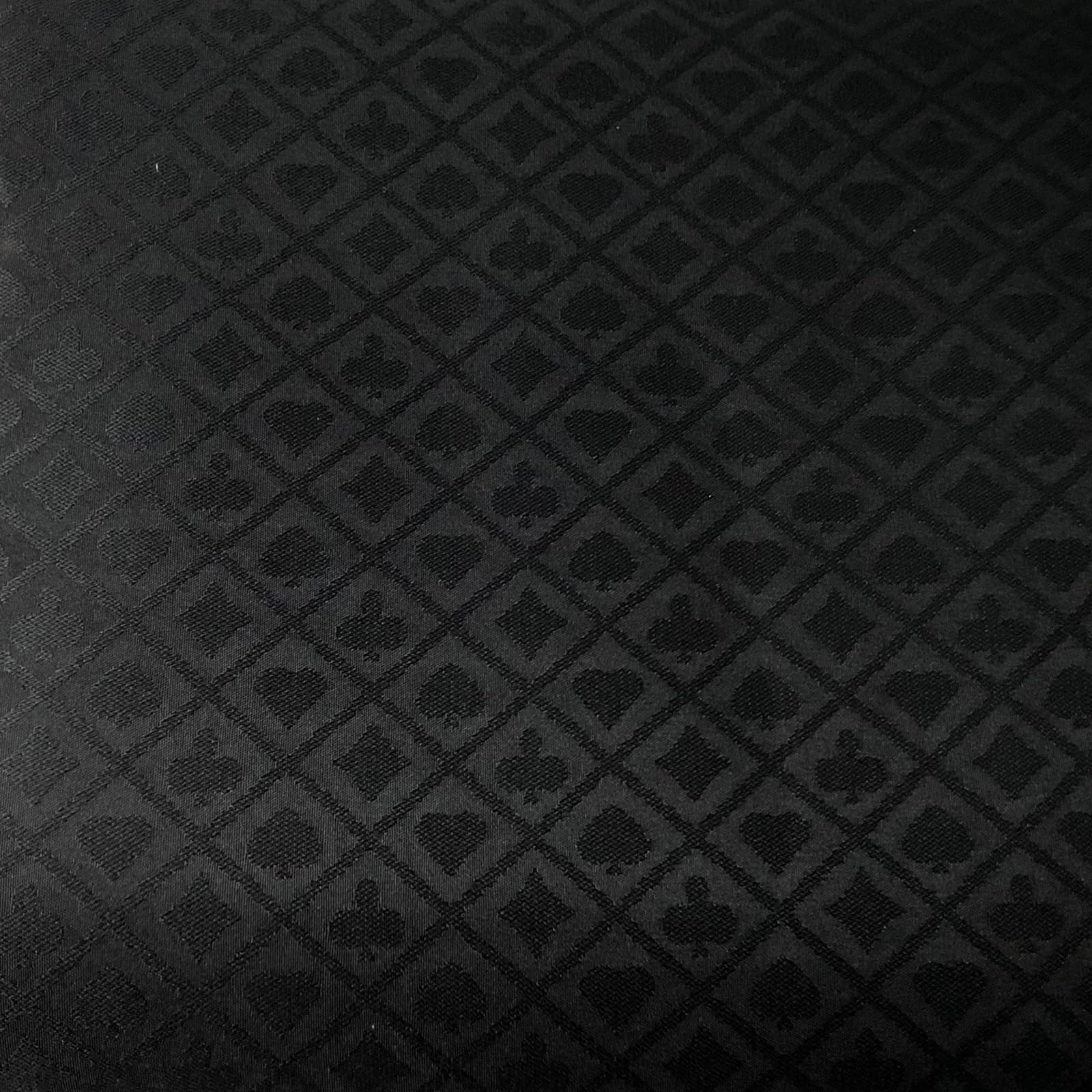 YH Poker speed cloth laid flat over a table for smooth play.
