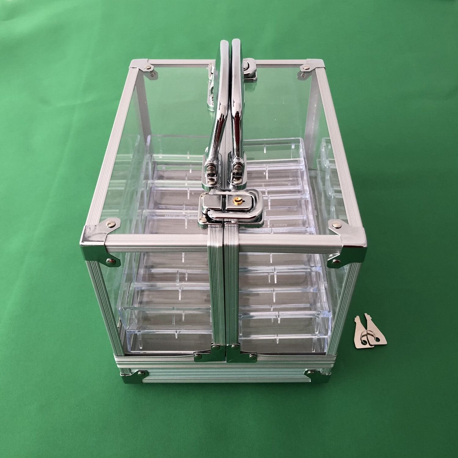 YH Poker Yuanhe top slides off for quick access