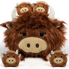 YIIQUWEN Highland Cow fur detail close-up highlights soft texture and craft.