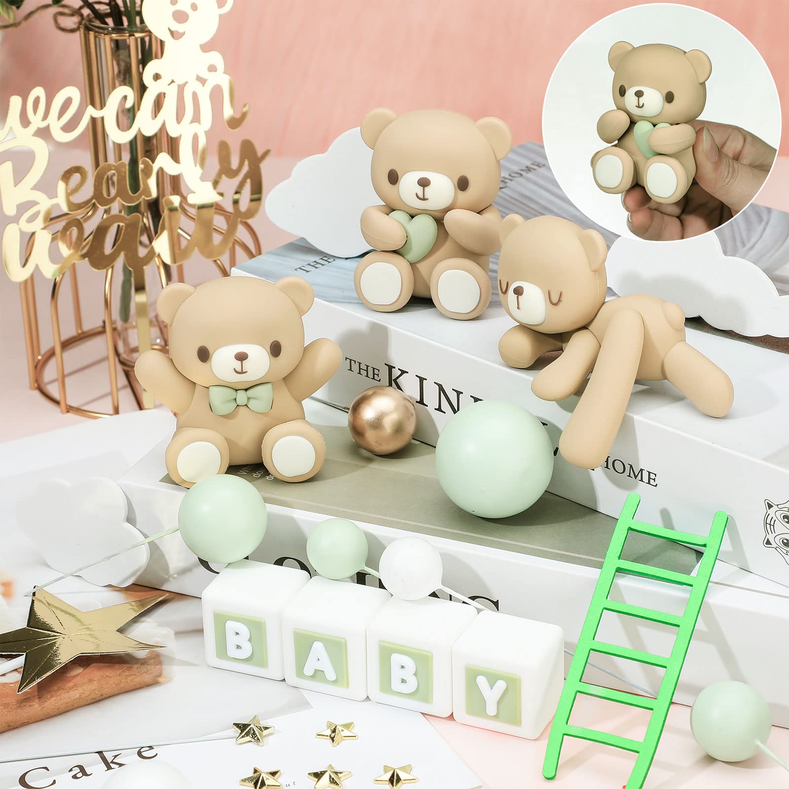 Yinder baby square cake topper enhances cupcakes with a playful bears theme.