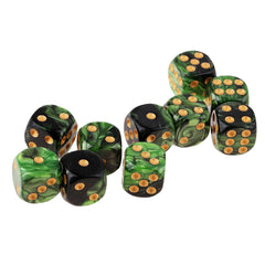 Yiotfandoll 16mm dice in action during quick tabletop rounds.