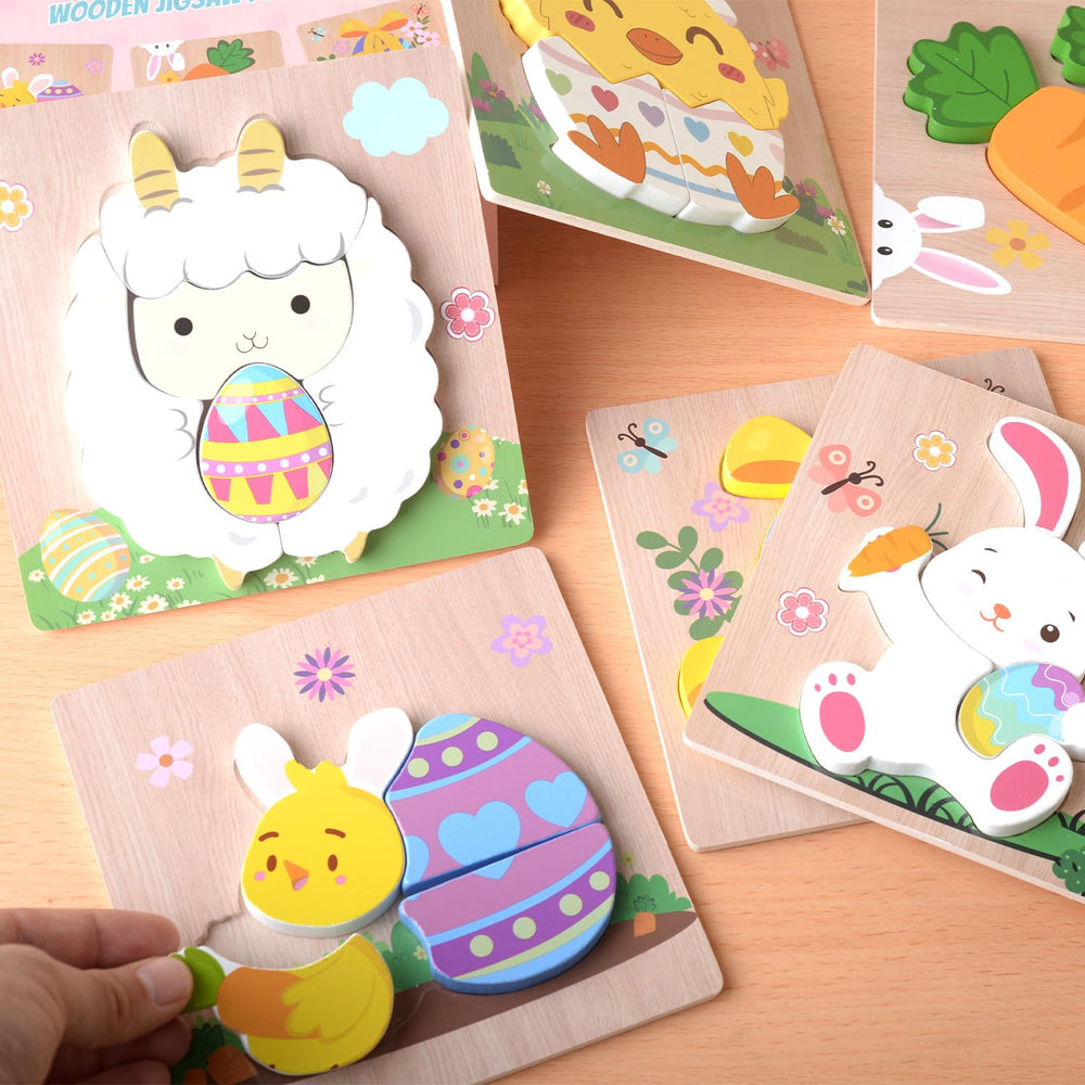 YIYEE Chick puzzle provides safe, tactile play with vibrant colors.