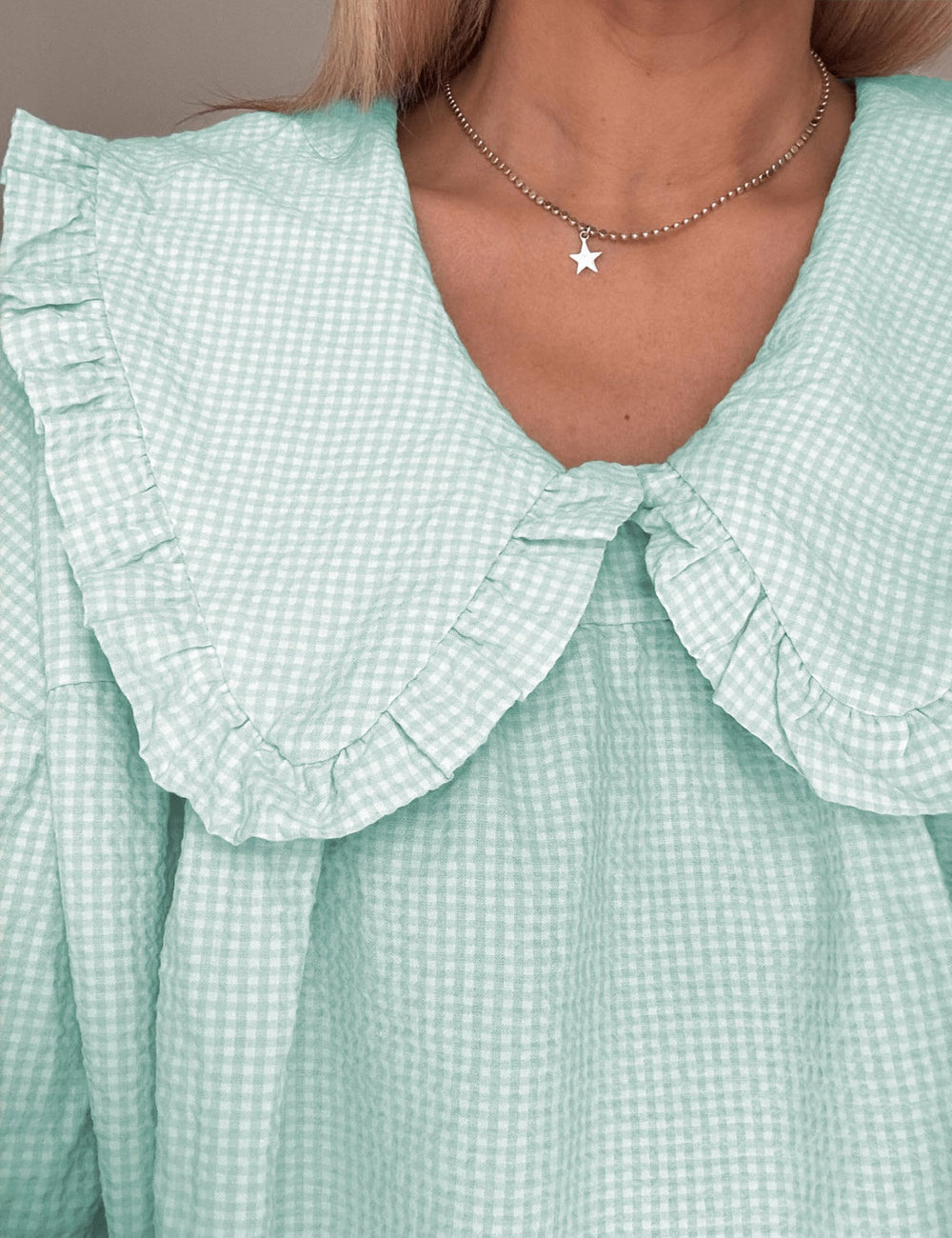 Ynhonra sky blue dress styled with sandals for casual day looks