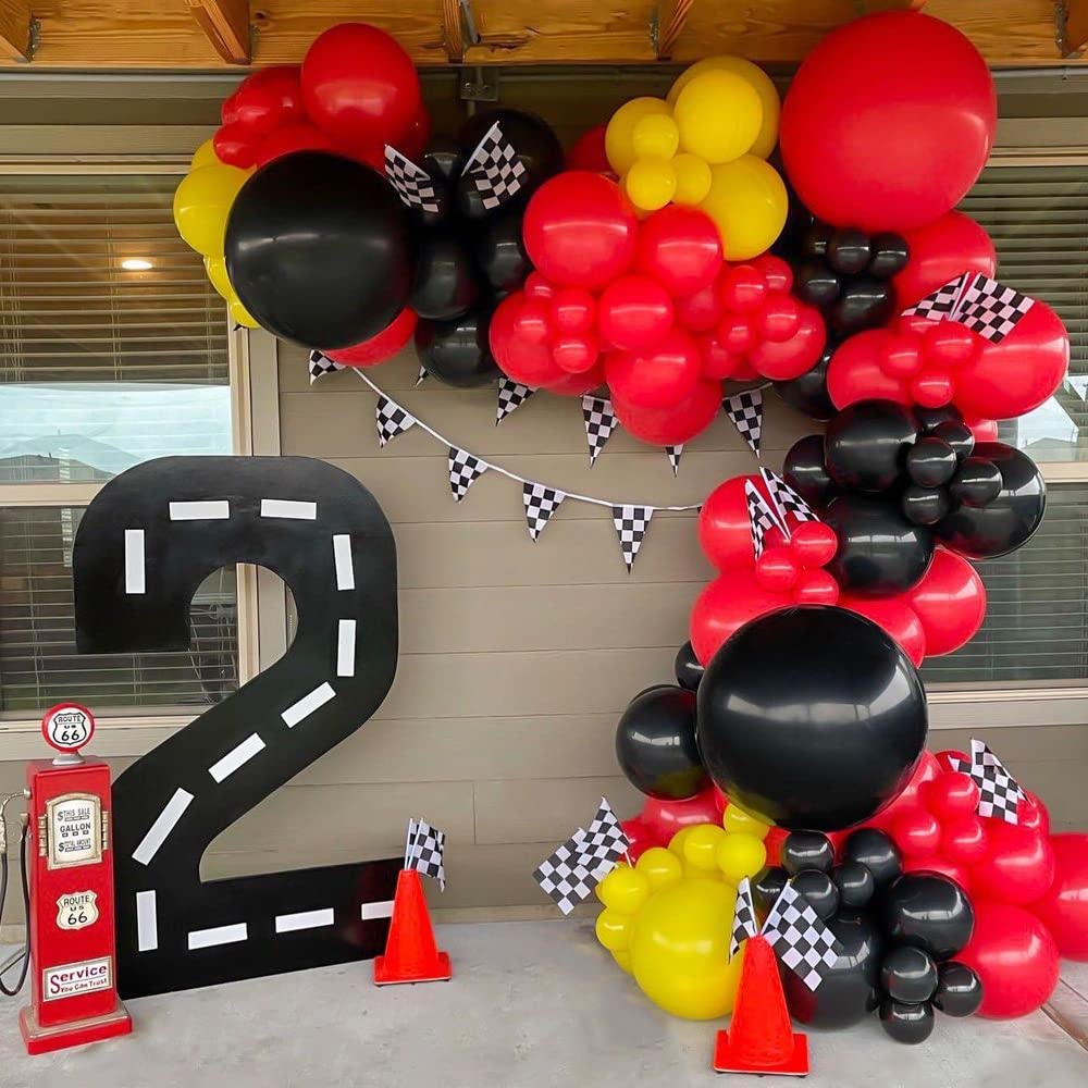 YOELVN high-quality checkered flags stay crisp during celebrations