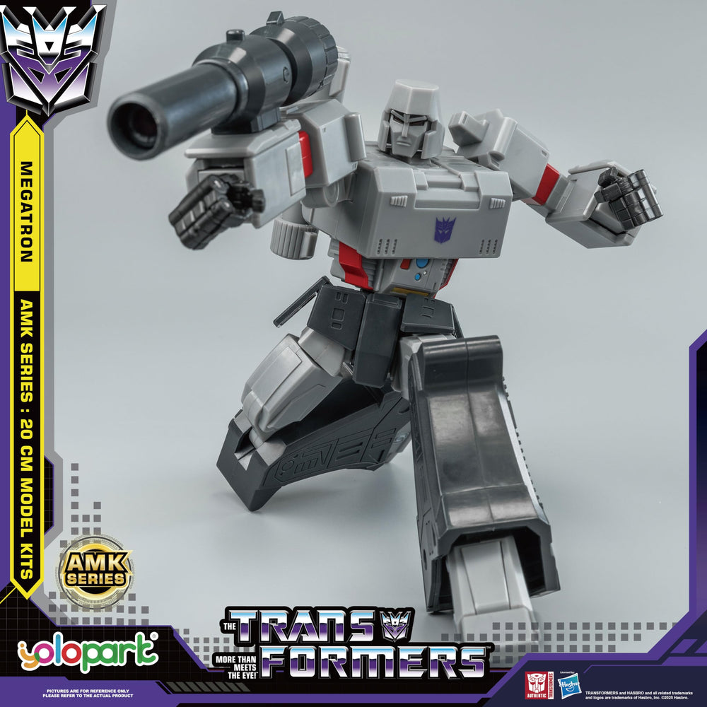 YOLOPARK Model kit with included parts for hands-on assembly.