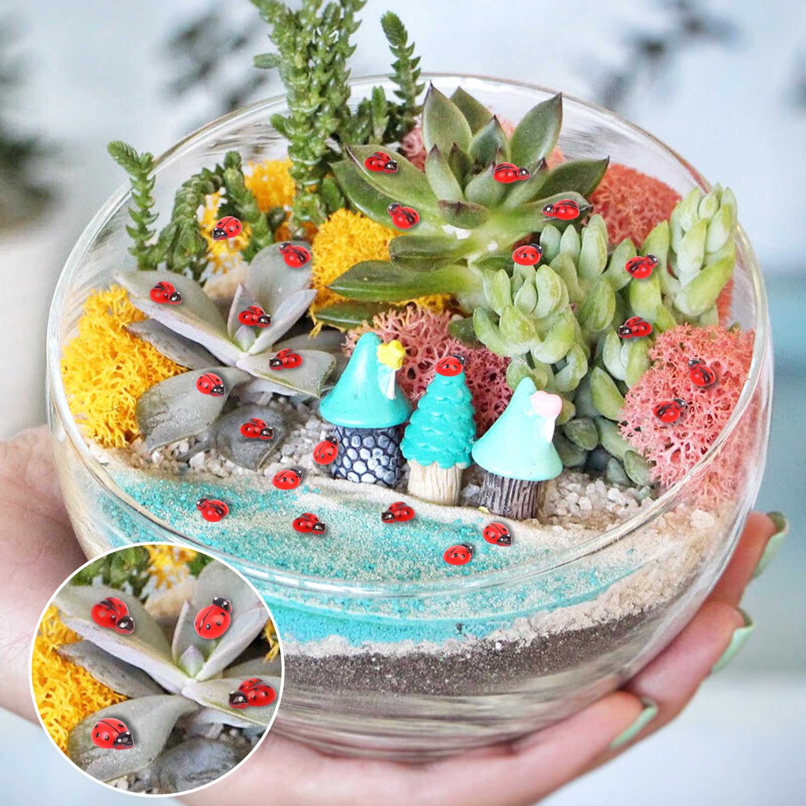 Yonseng resin ladybugs in micro landscapes, ideal for terrariums and small gardens.