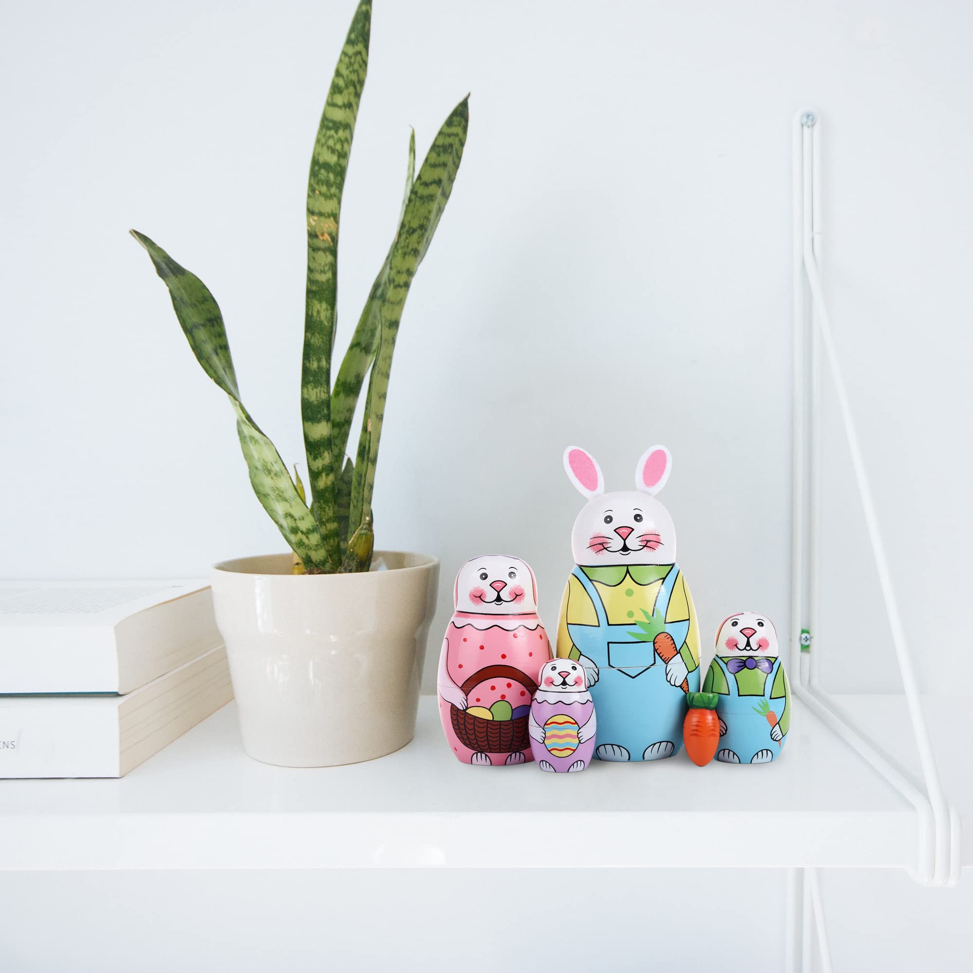 Yoption gift for arts and crafts lovers featuring nesting dolls