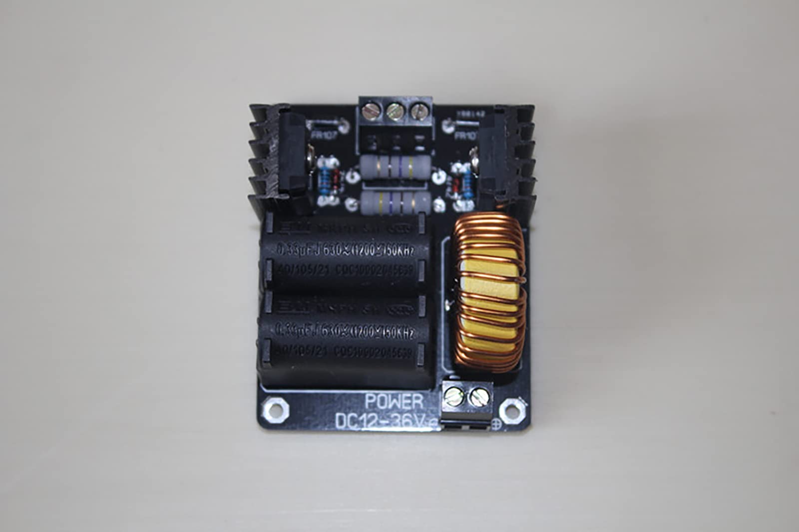 Yoqanr base plate with insulator for heat-safe demonstrations