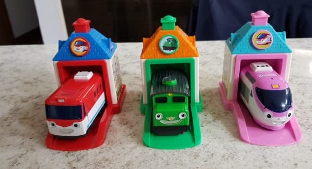 YOUNG TOYS titipo trains come in varied colors to spark storytelling play.