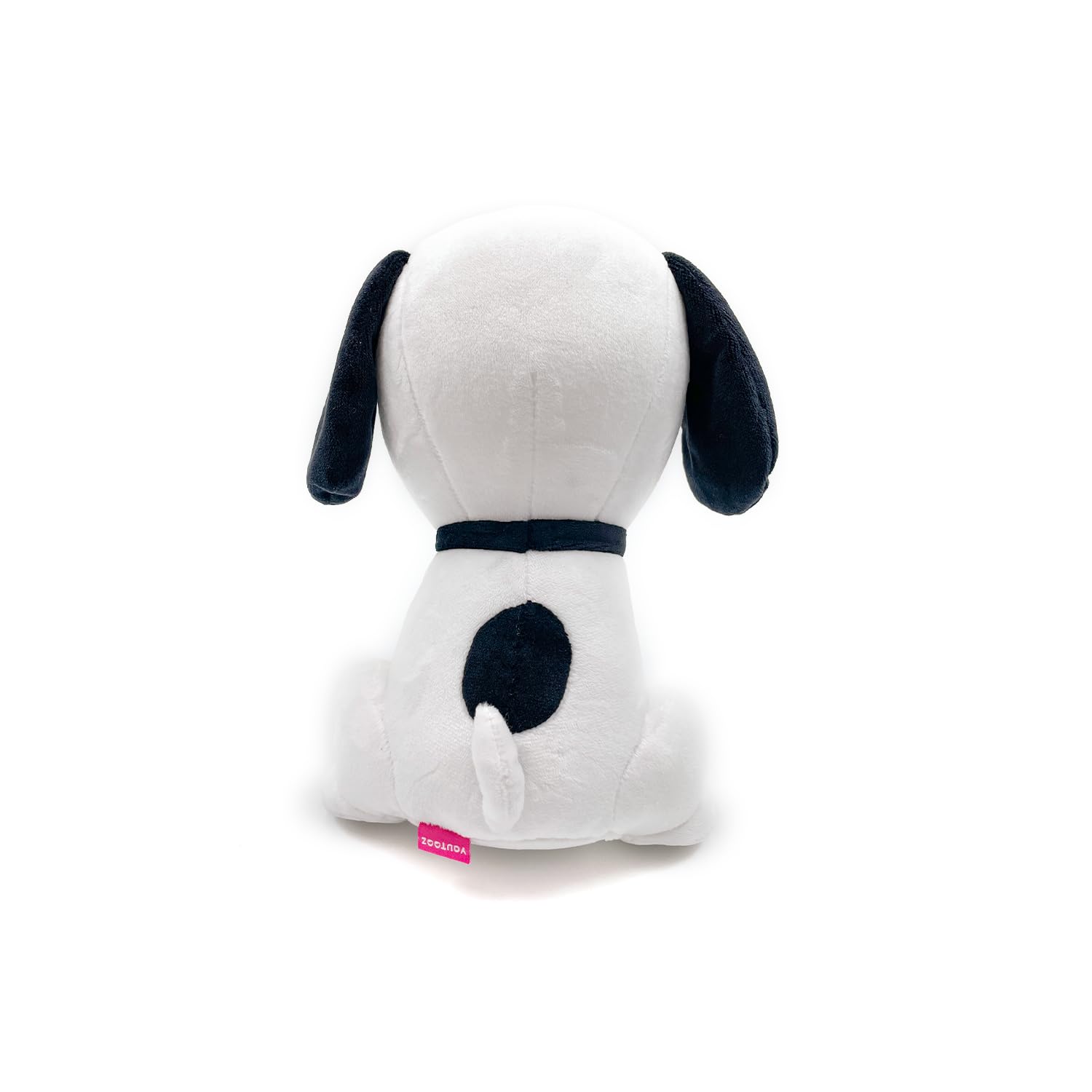Youtooz Snoopy collar detail enhances simple, classic look.