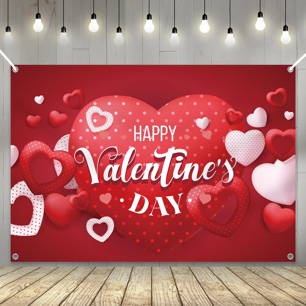 YQUQWN Valentines banner cute design enhances a romantic photo backdrop.