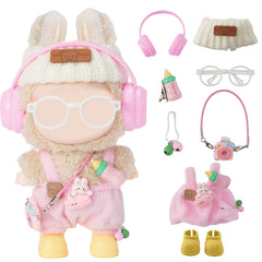 Yrlisfon hat adds cozy style to 17 cm dolls.