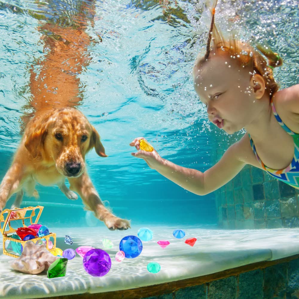 YUJUN bright colors reflect under water, enhancing visibility during pool games