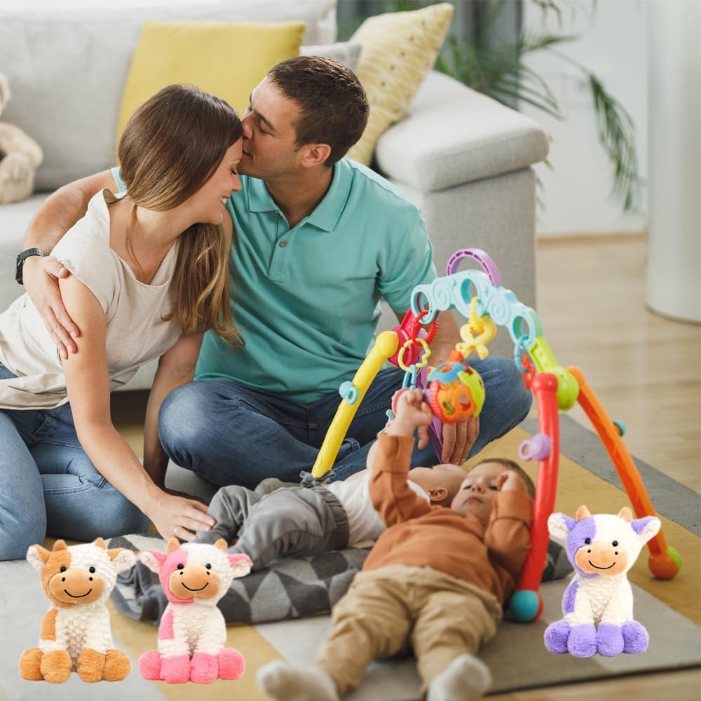 YUKOUQIAN cow plush vacuum-pack demo shows quick reshape after unpacking.