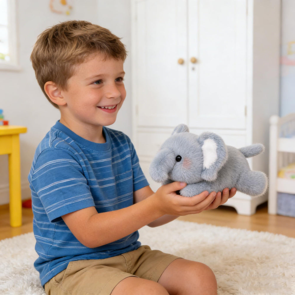 YUKOUQIAN elephant plush vacuum packaging showcasing compact storage.