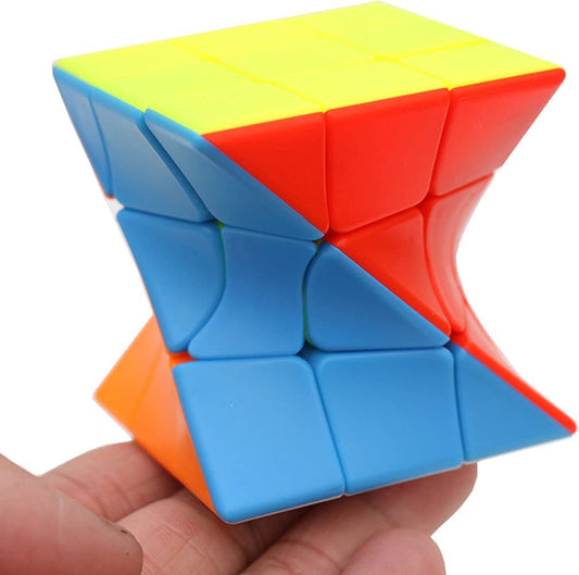 YunTeng Cube Twist 3x3 stickerless body showing smooth edges for fast turns
